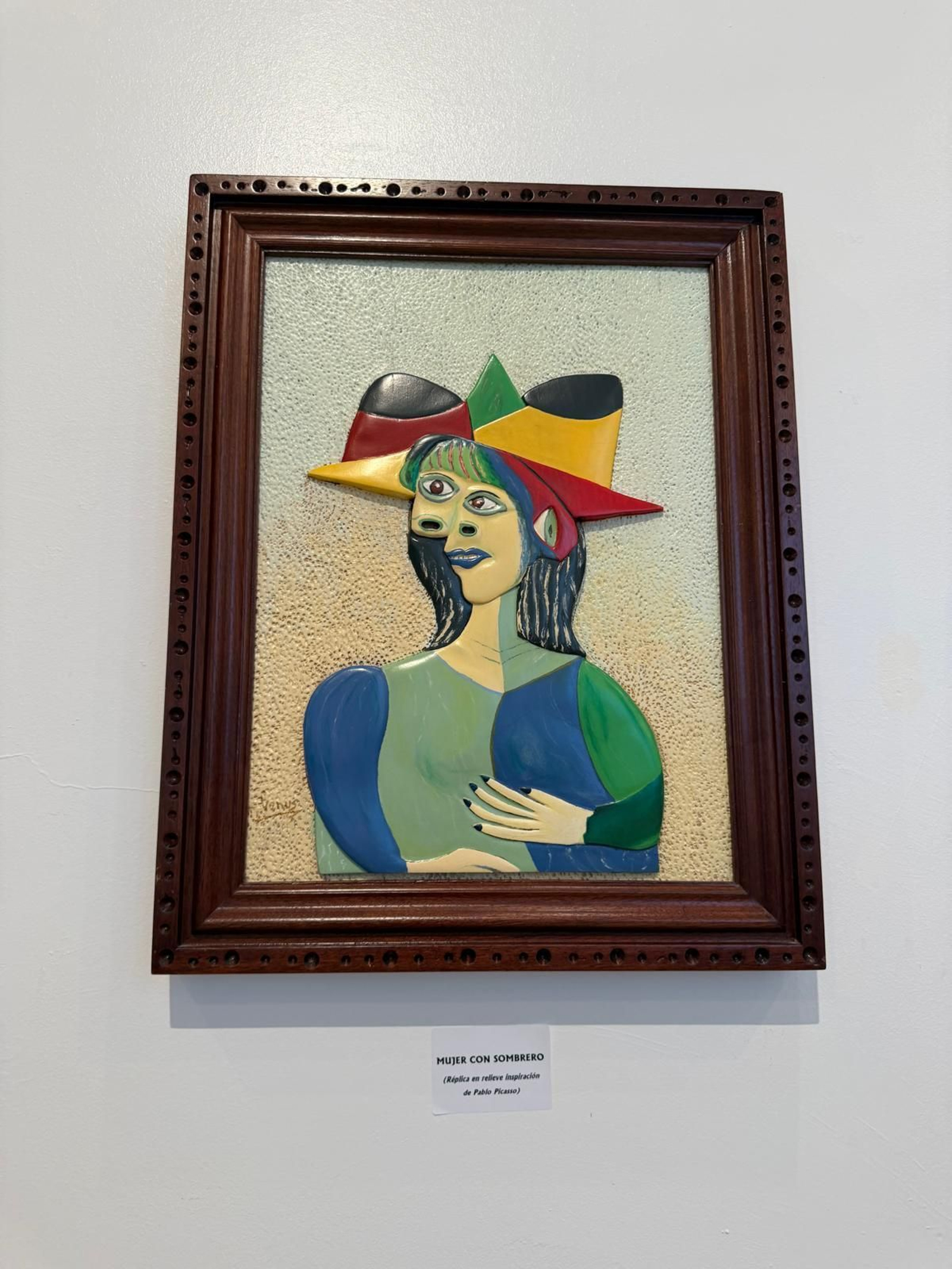 Galería | El artista vianés Venus Alonso cumple un sueño a los 94 años con su primera exposición