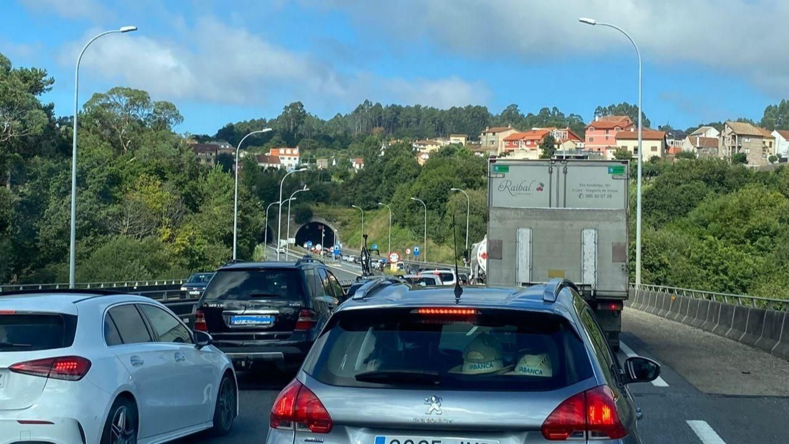 Retenciones en la AP-9 debido a un accidente