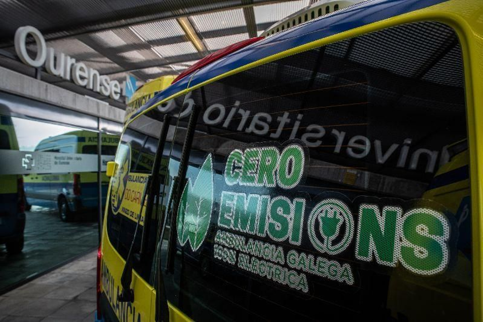 Nuevas ambulancias eléctricas y unidades medicalizadas del Área Sanitaria de Ourense, Verín y O Barco.