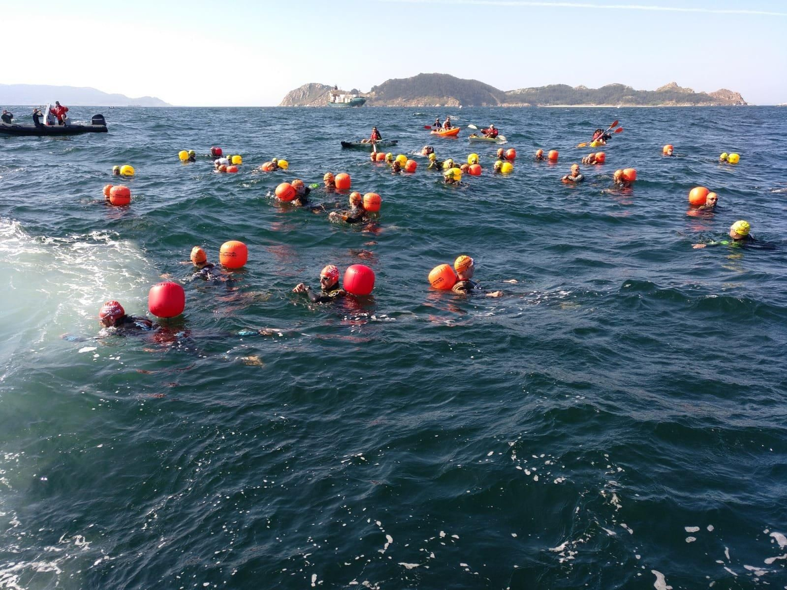 Travesía a nado desde Cíes desafío Atlántico - Vicente Alonso 15