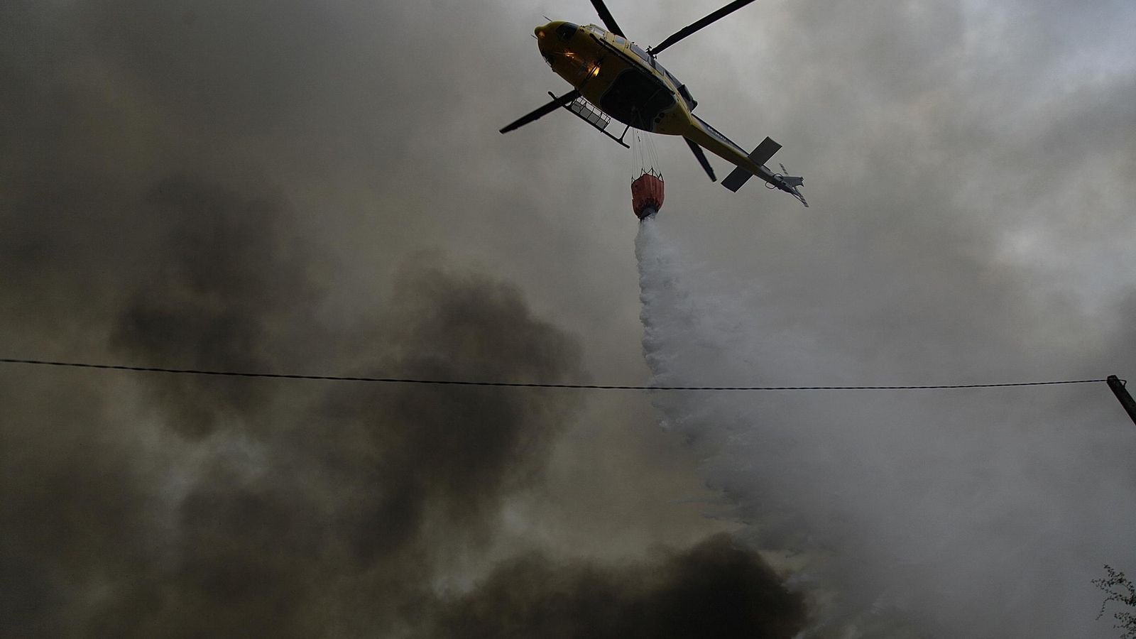 Galería | El fuego rodea Ourense