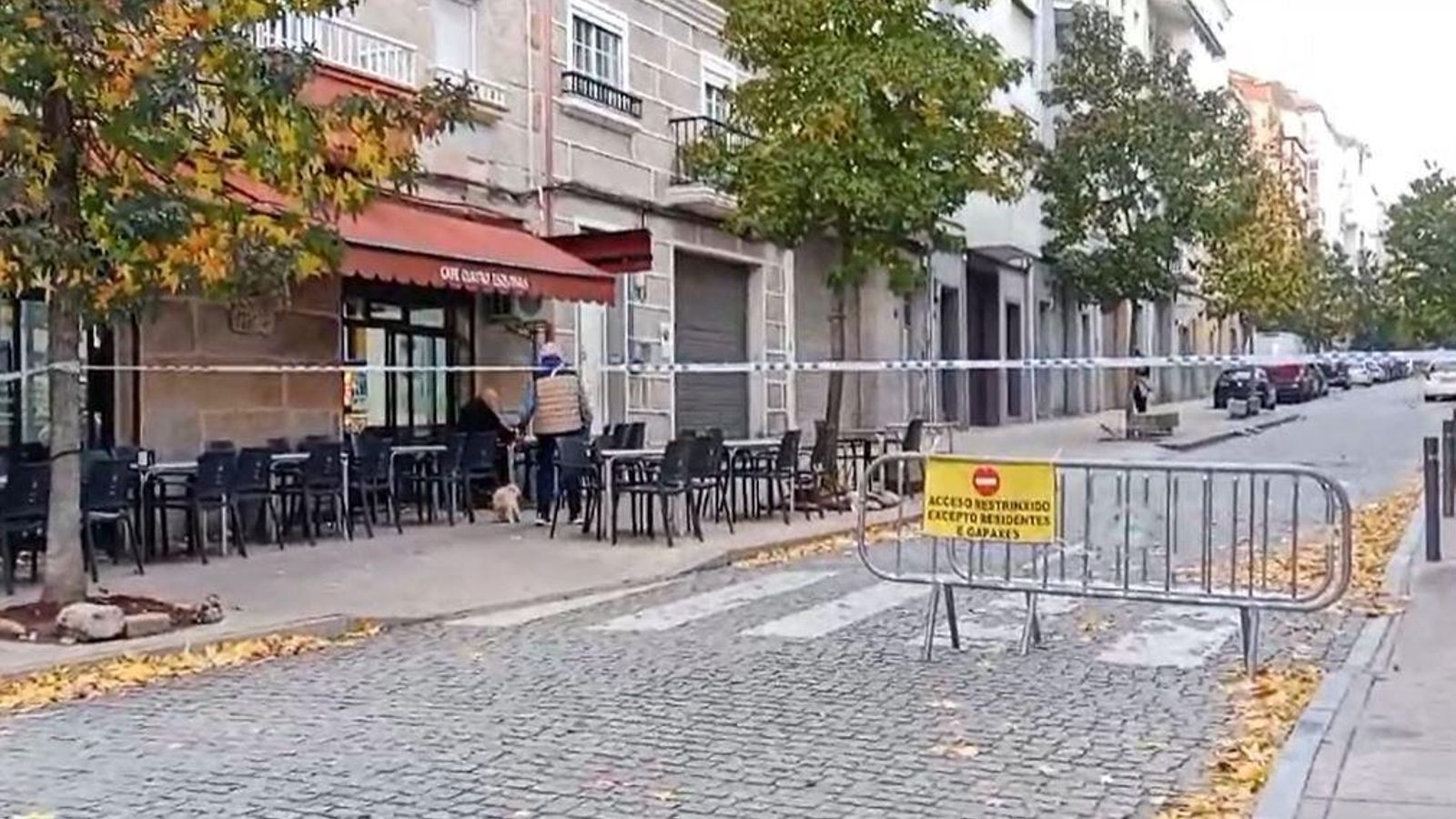 Calle Río Támega cortada por desprendimientos
