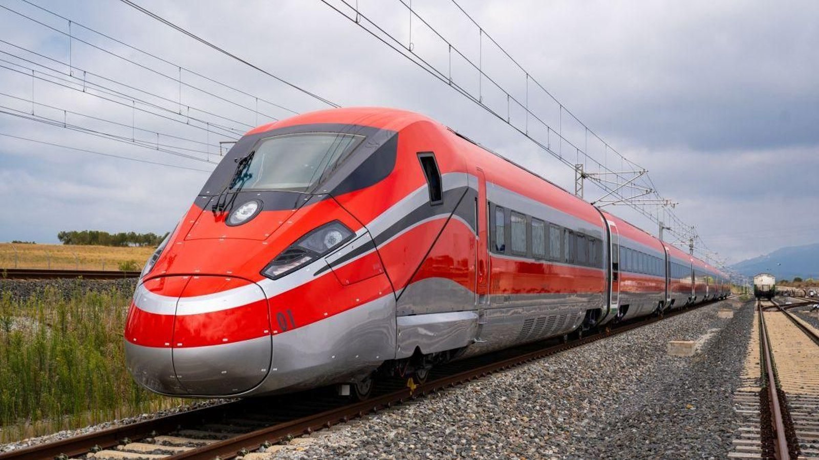 Iryo quiere operar en Galicia pero sus “Frecciarossa” no pueden. Son de ancho estándar.