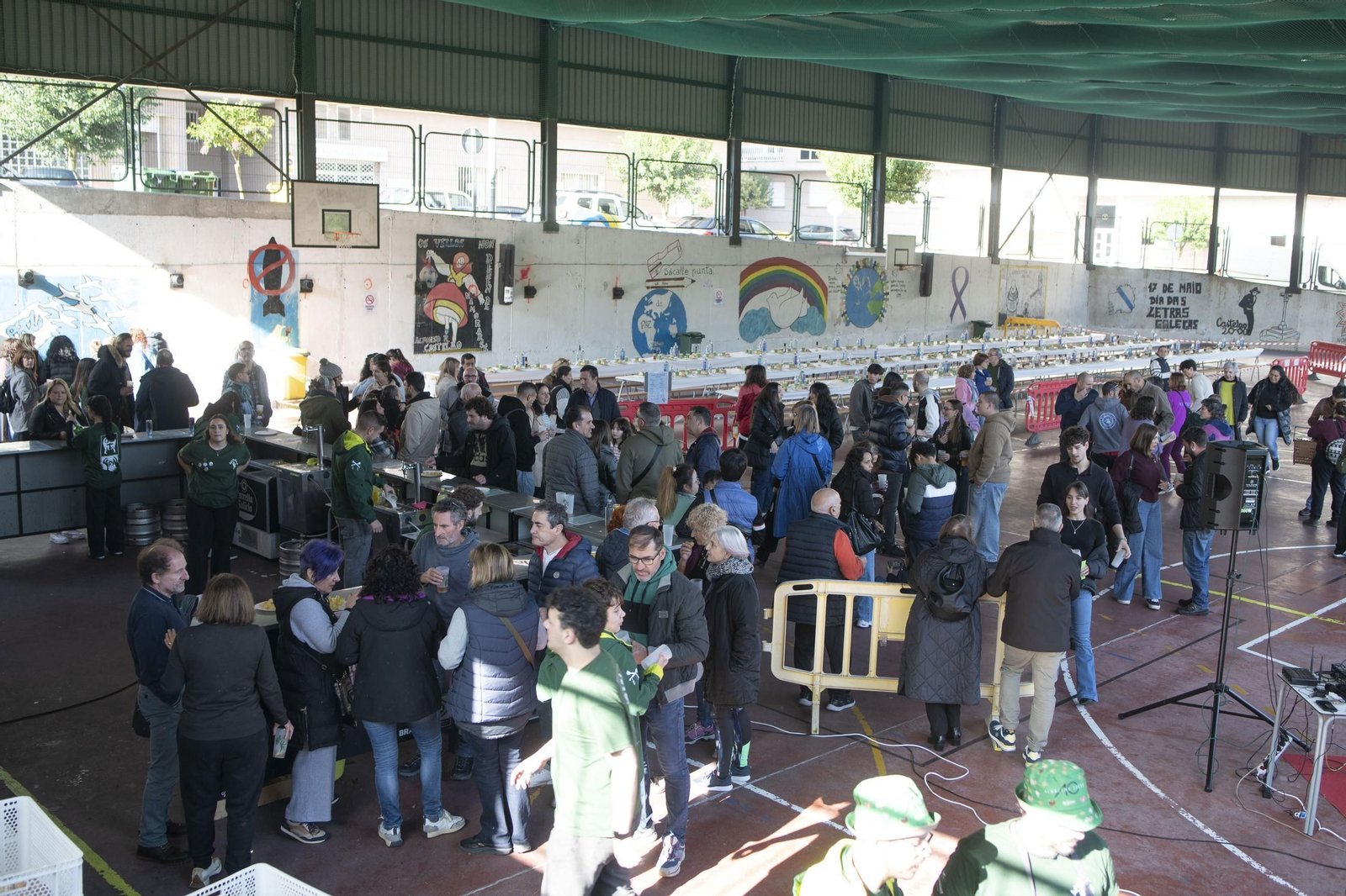 Galería | Los magostos llenan de humo, castañas y grandes momentos Ourense