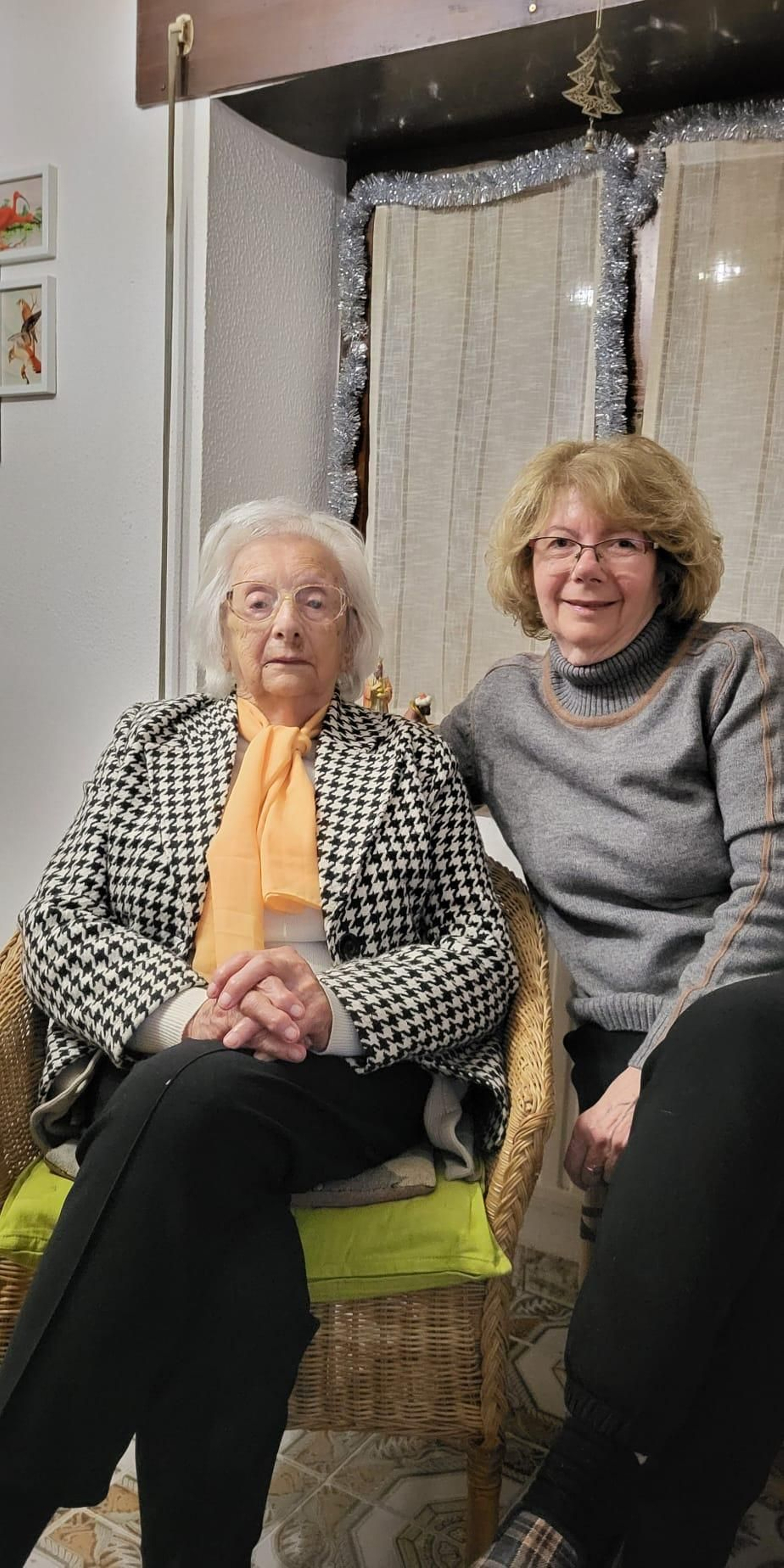 Rosa con su sobrina Azucena