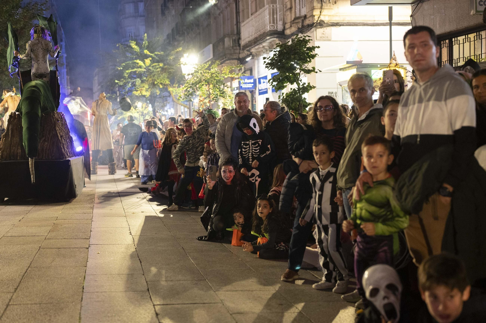 Galería | Ourense se transforma en una ciudad de miedo para celebrar Samaín
