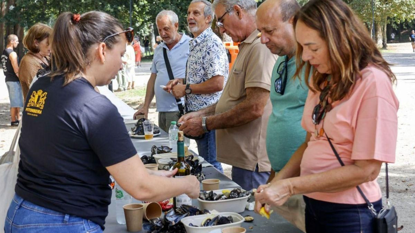 El mejillón se coronó rey gastronómico en el parque de Castrelos