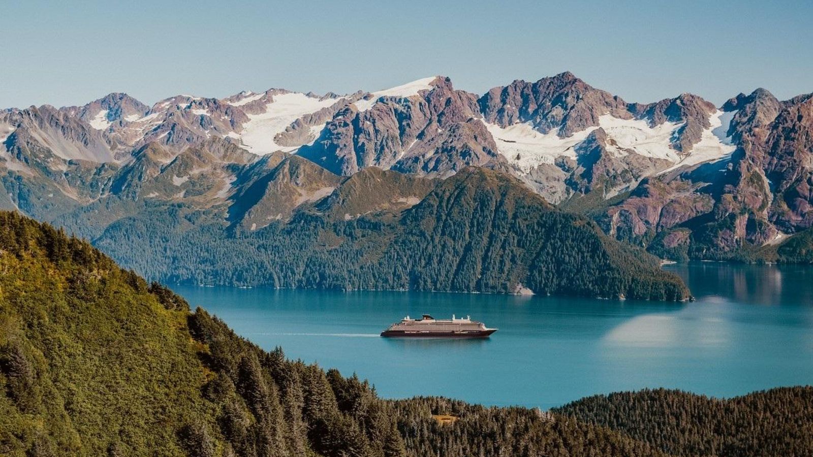 El Explora III presenta su temporada inaugural en Alaska