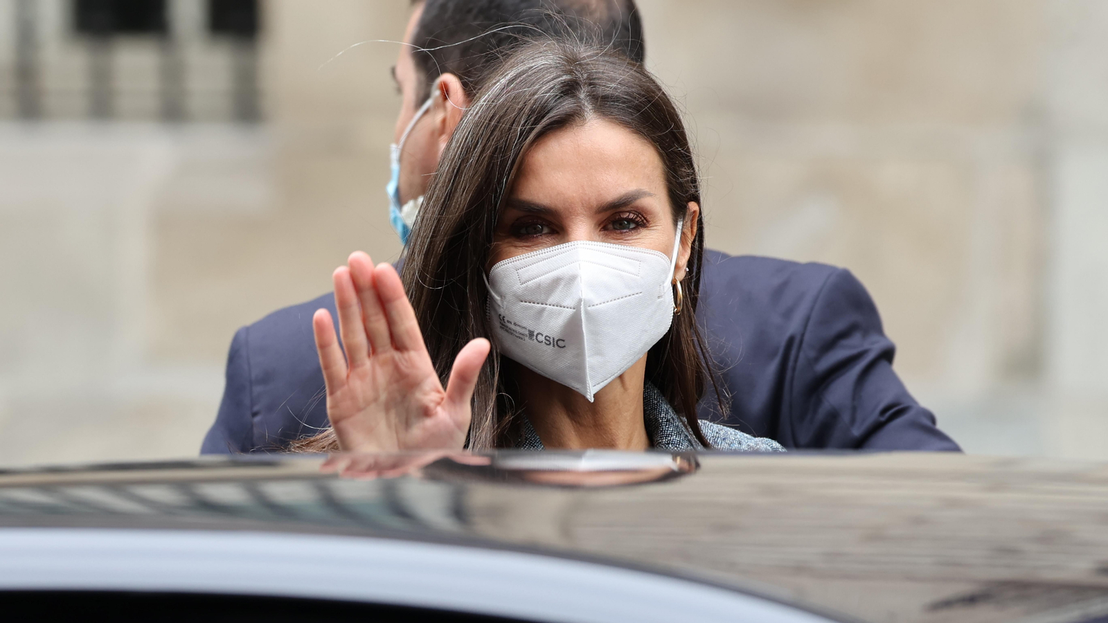 La Reina Letizia tras la entrega de la Medalla de Honor de la Real Academia de Bellas Artes de San Fernando a la Asociación Hispania Nostra