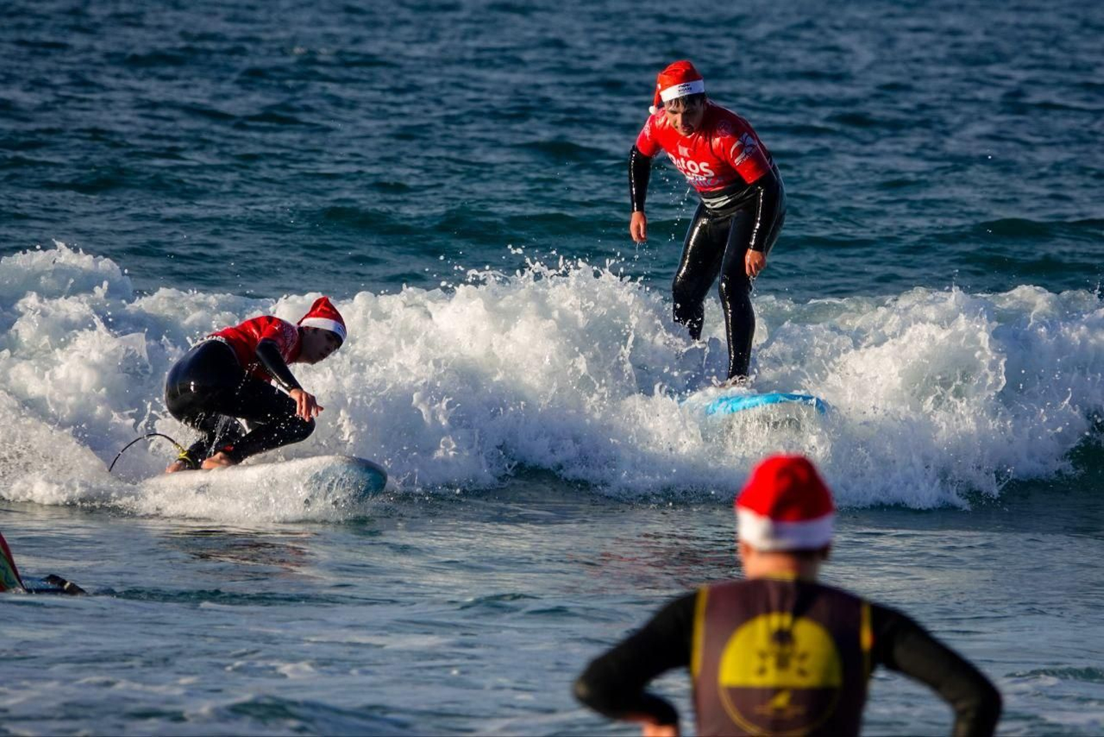 Galería | Papanoeles surfeando en Patos