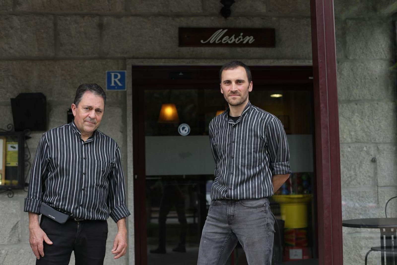 Emilio y Óscar Rodríguez, del restaurante Fabas de A Peroxa.