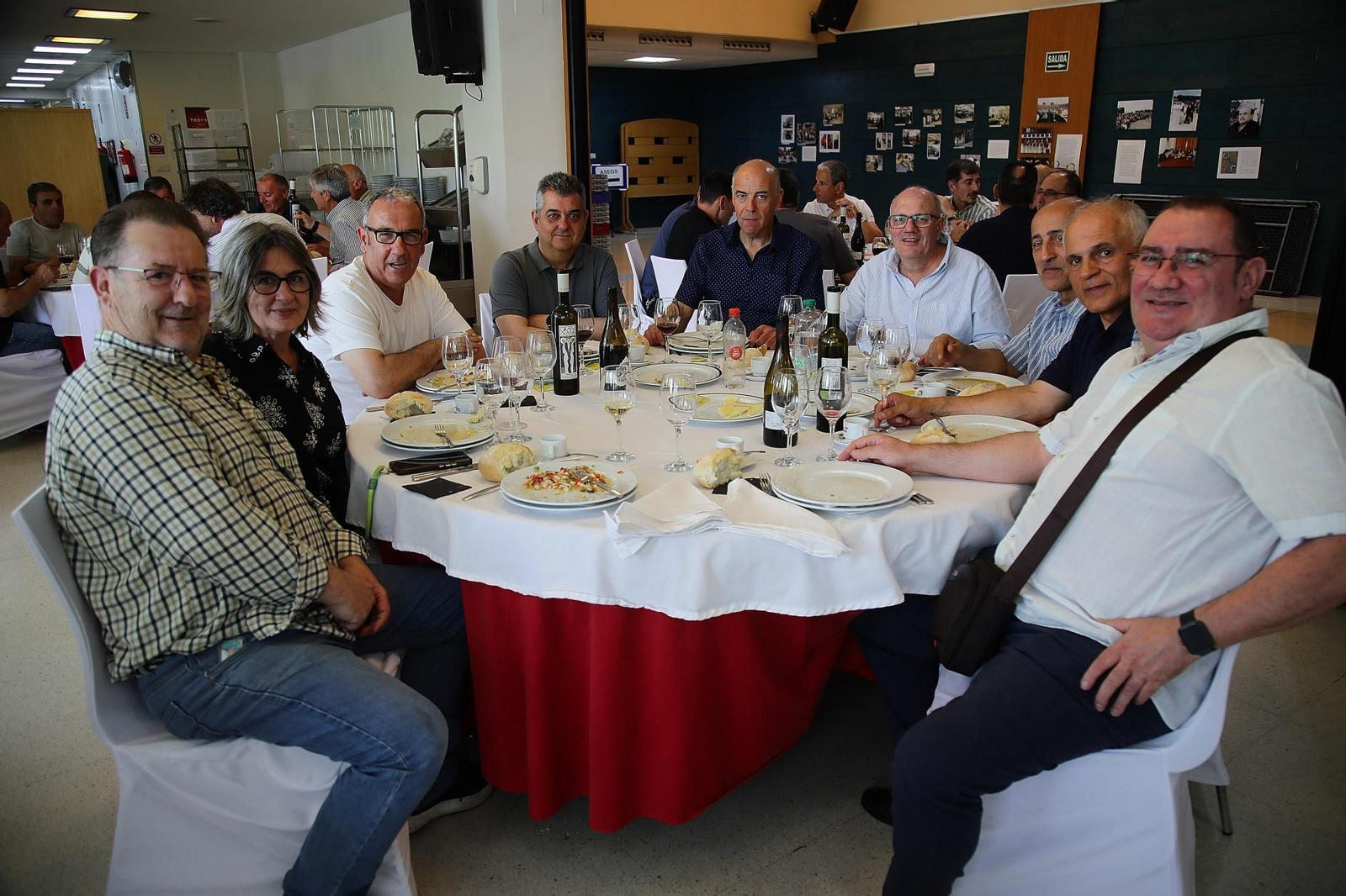 Mario, Marta, Miguel, Manuel, Racha, Romero, Pepe, Juan y César.