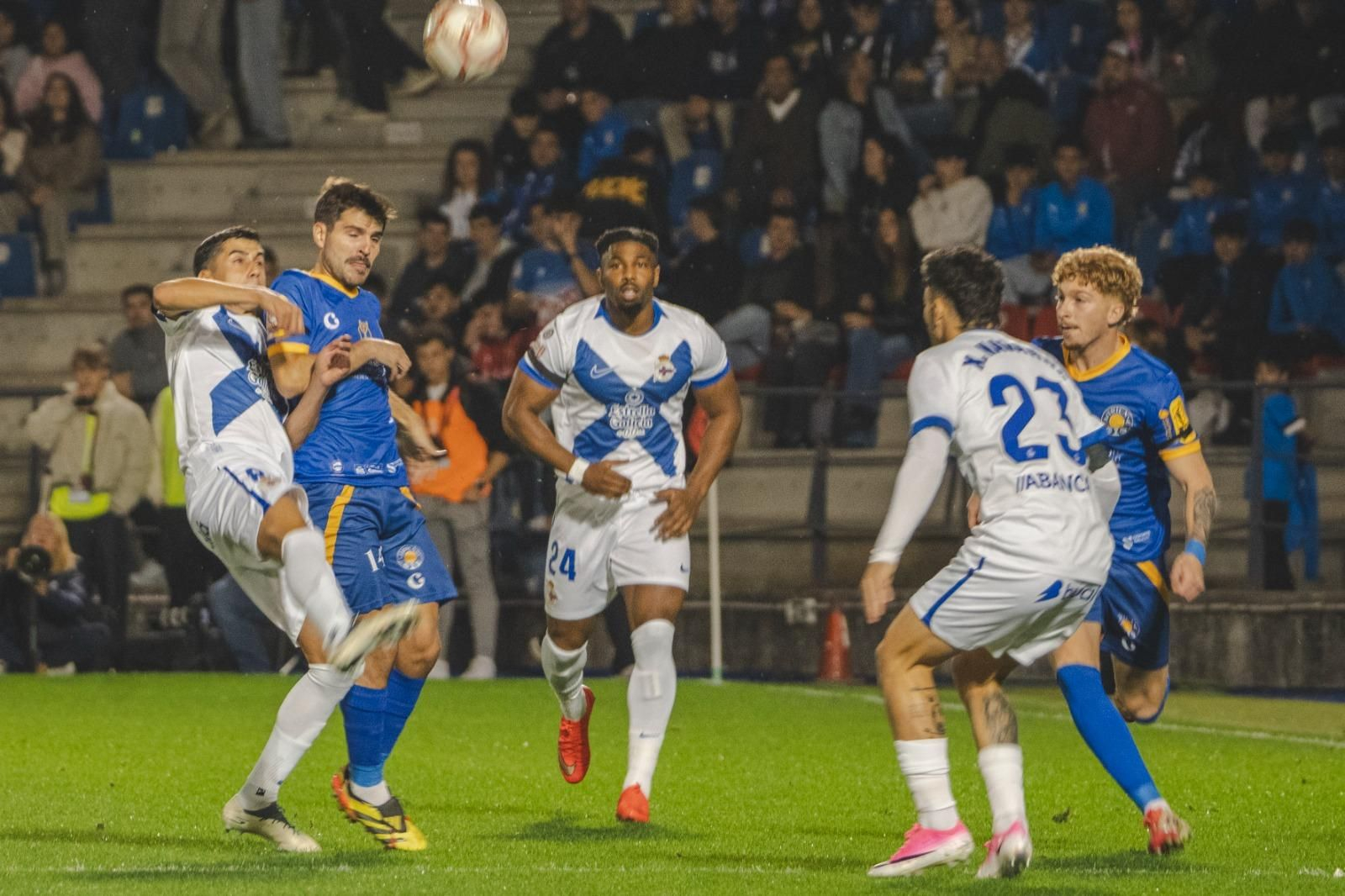 O Couto vibra en el Auriense vs. Deportivo de A Coruña de la Copa del Rey