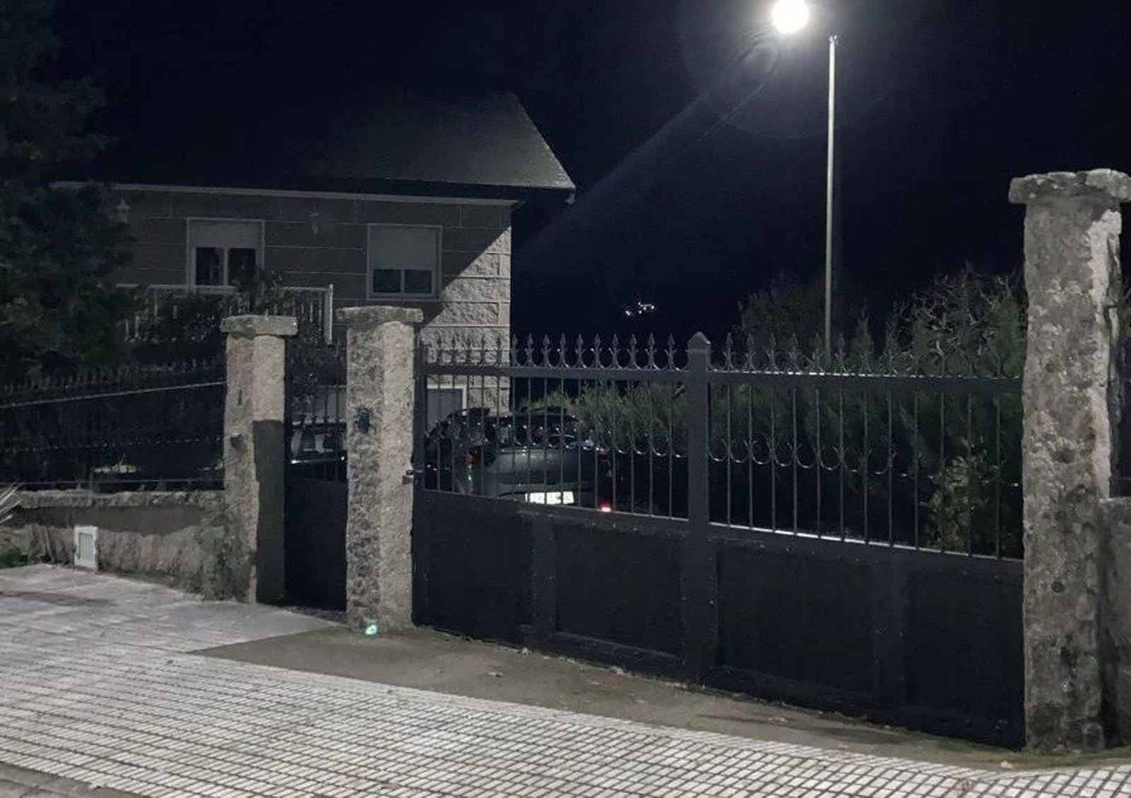 La vivienda de la víctima mortal y su marido.