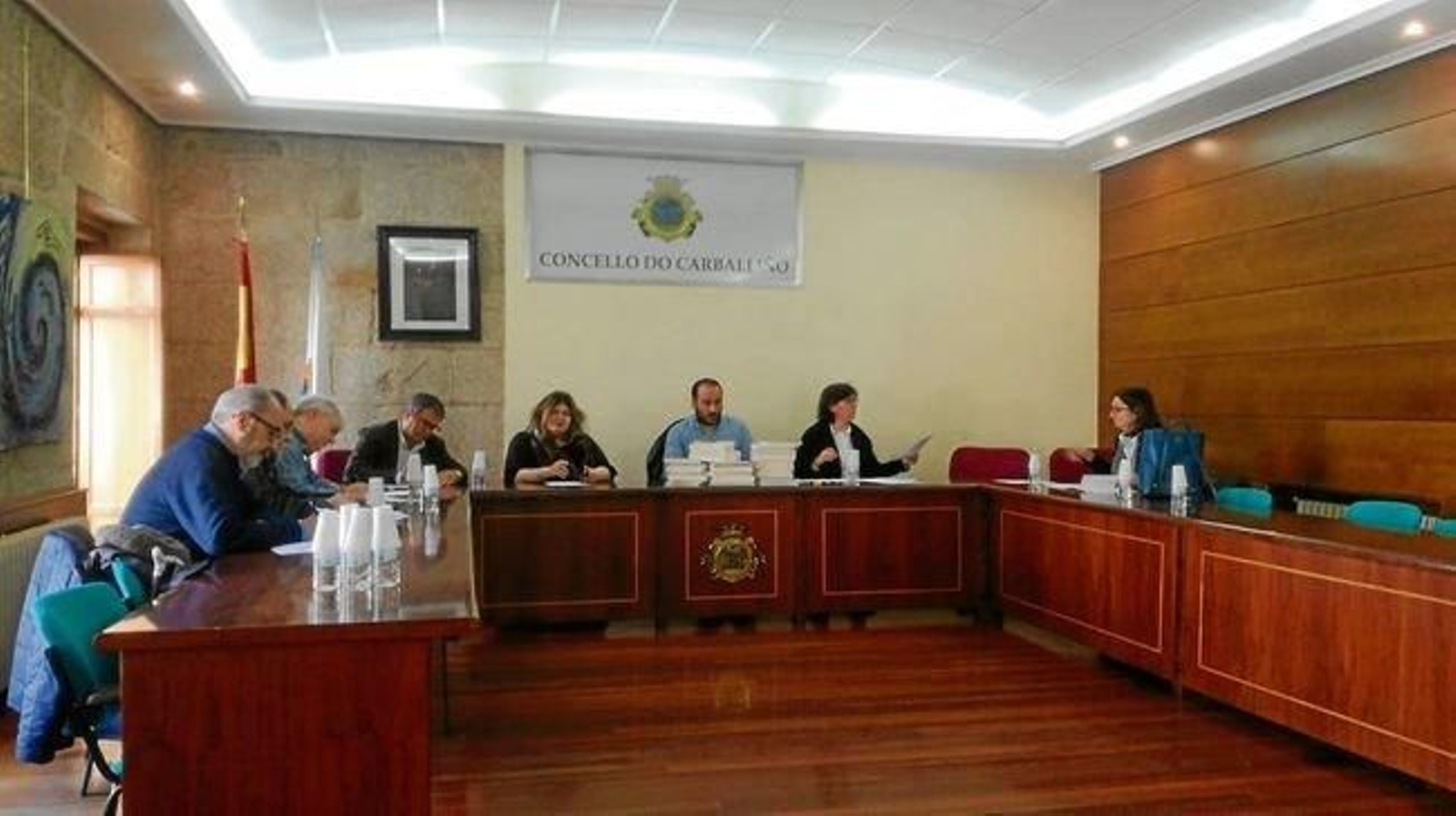 O xurado reuniuse onte no salón de plenos do Concello do Carballiño.