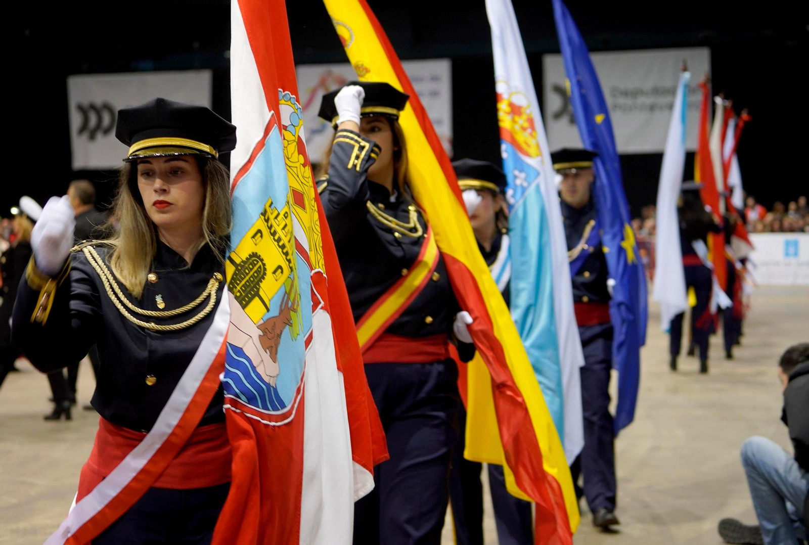 Galería | Récord de público en el concurso de rondallas del Ifevi