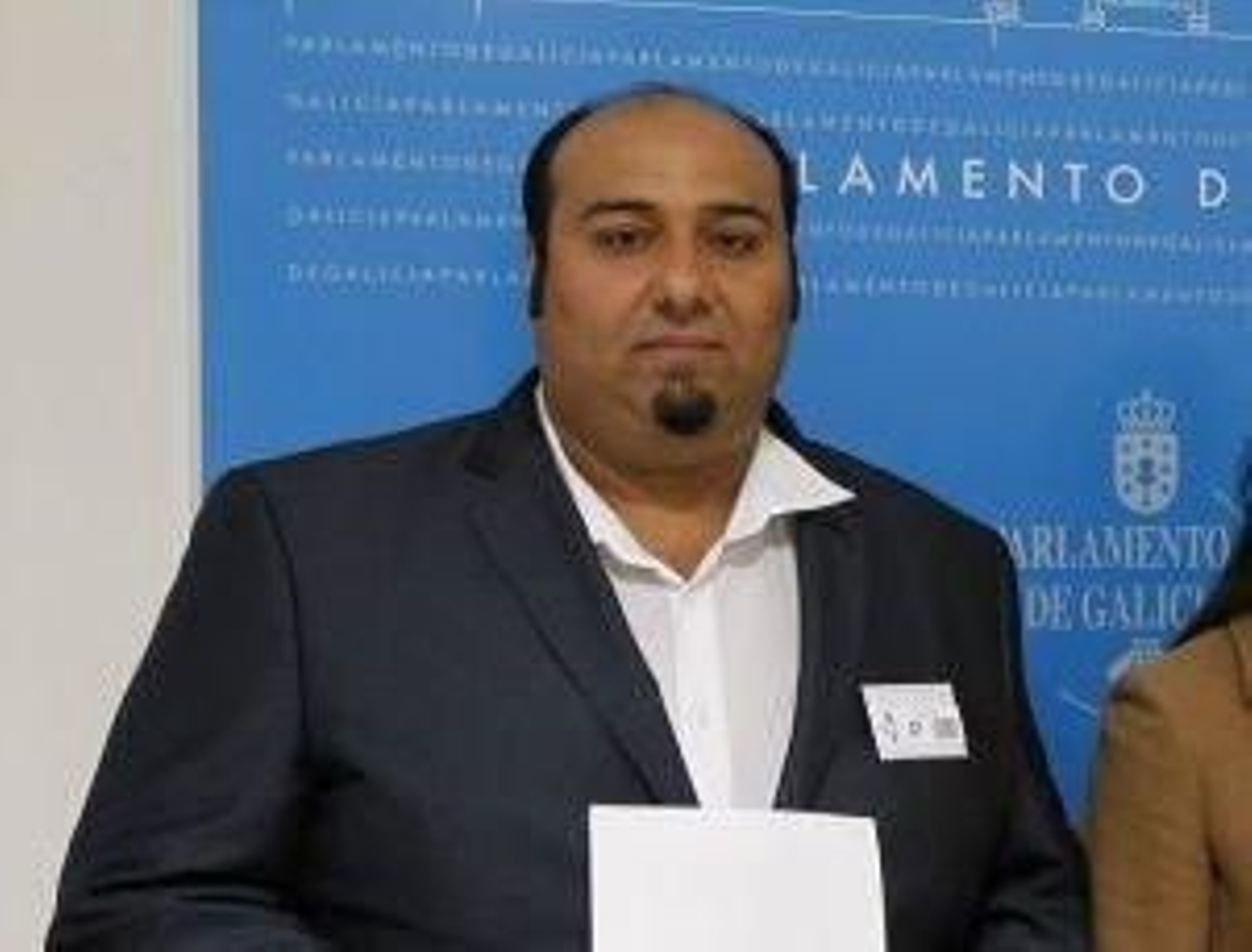 Sinaí Giménez, candidato.