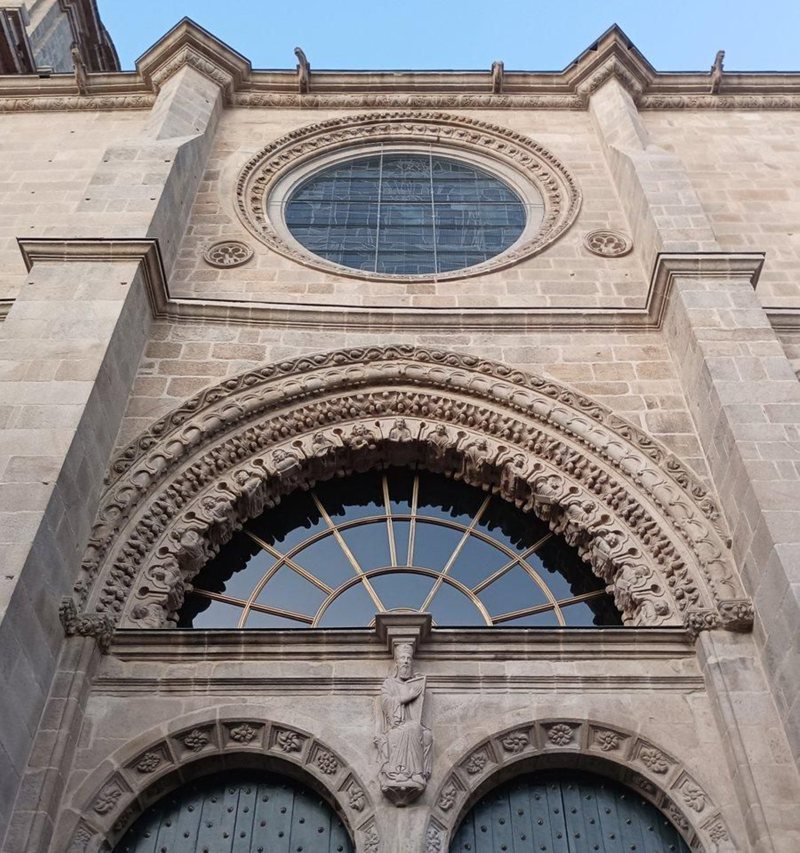 Fachada oeste de la Catedral de Ourense.
