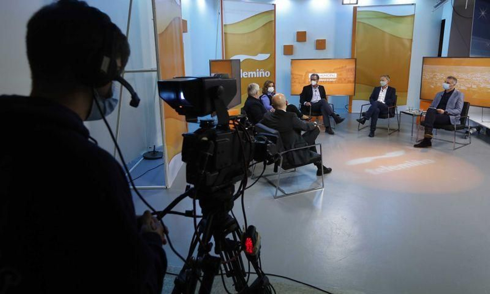 Un momento del debate entre los partidos ourensanos (XESÚS FARIÑAS).