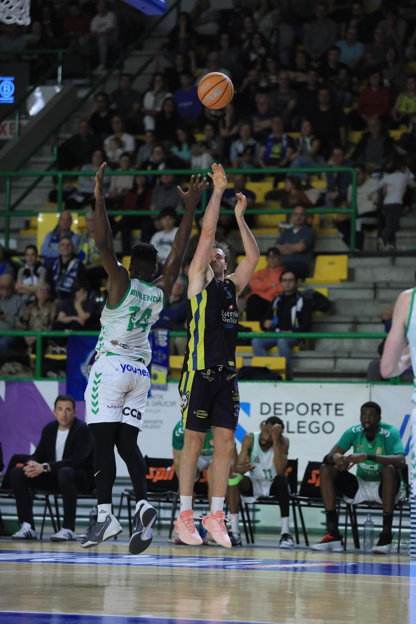 Galería | Así se vivió en el Pazo la victoria del COB