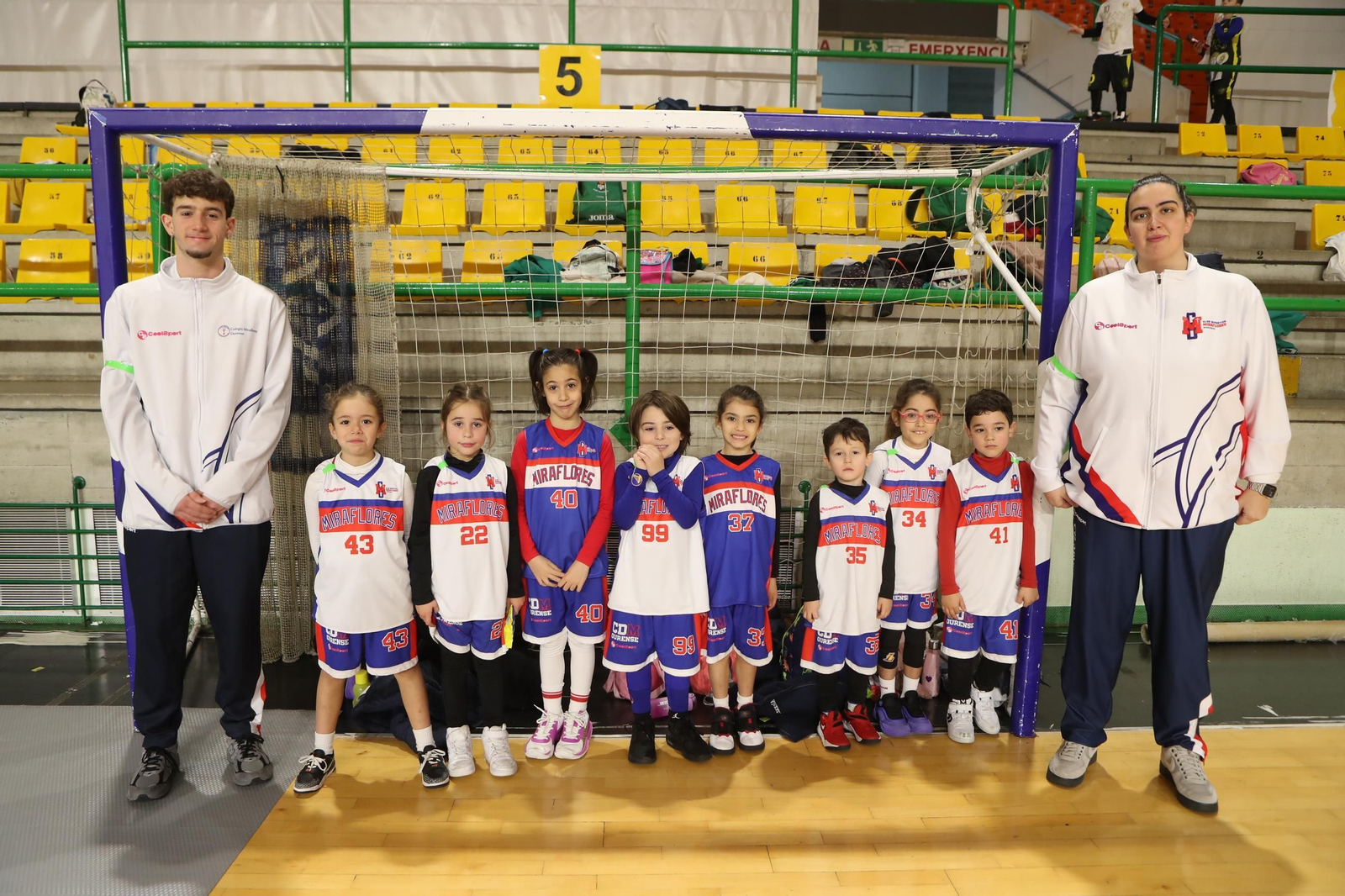 Galería | El futuro del básket se puso las zapatillas