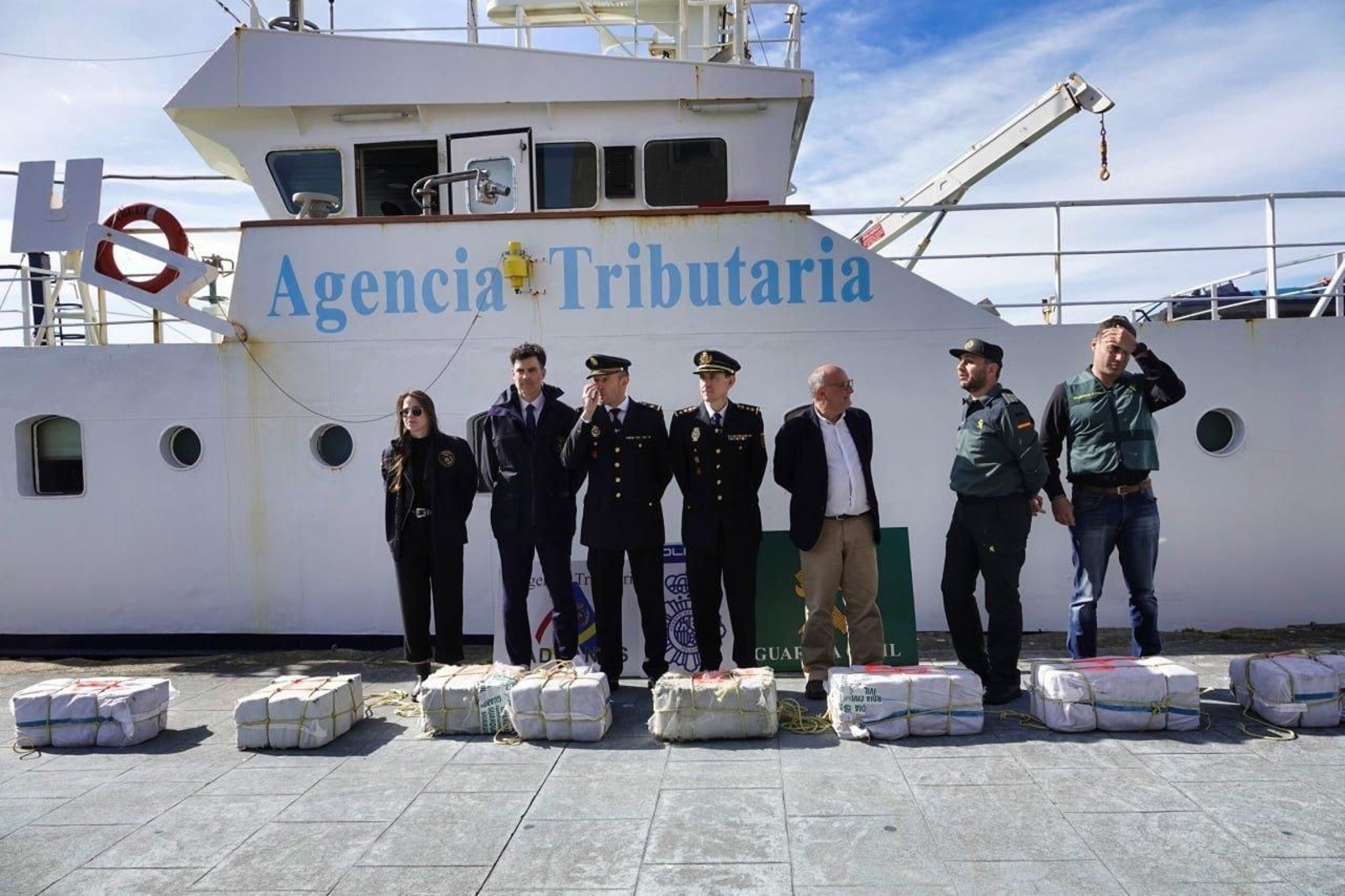 Llegada a Vigo del 'Petrel'.