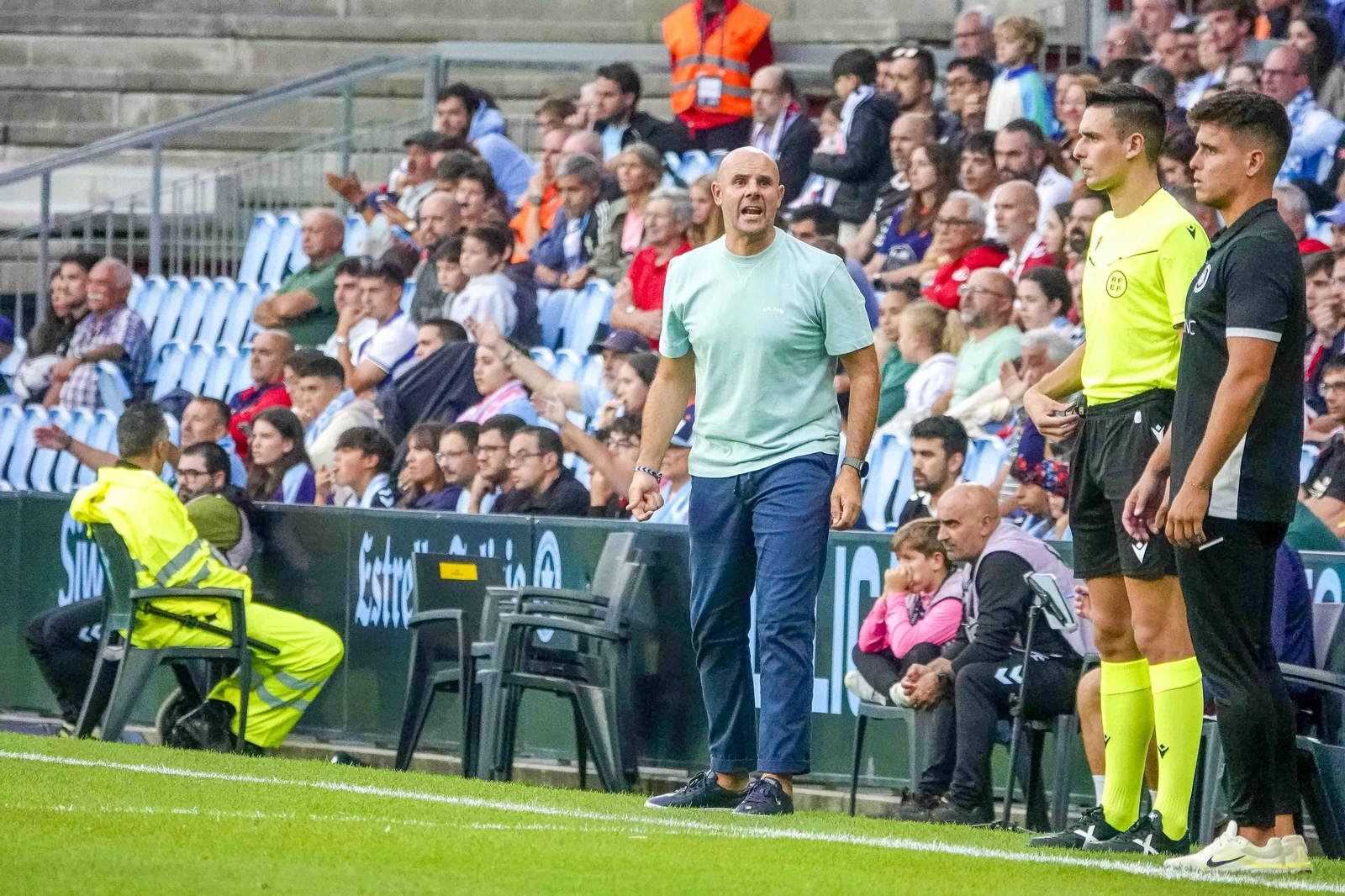 Galería | El Celta Fortuna se estrena como local en Segunda División