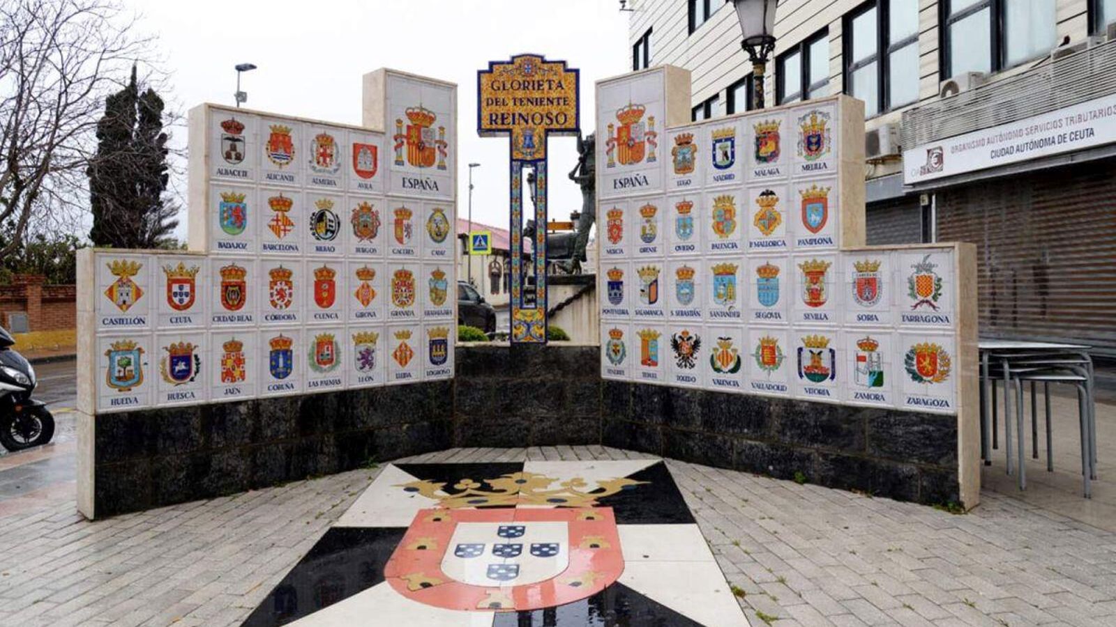 A glorieta de Reinoso en Ceuta non lembra ó veciño de Olás senón a un ceutí.