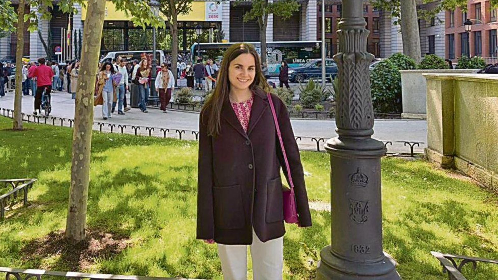 Raquel Ordiales, Mir de Obstetricia y ginecóloga.
