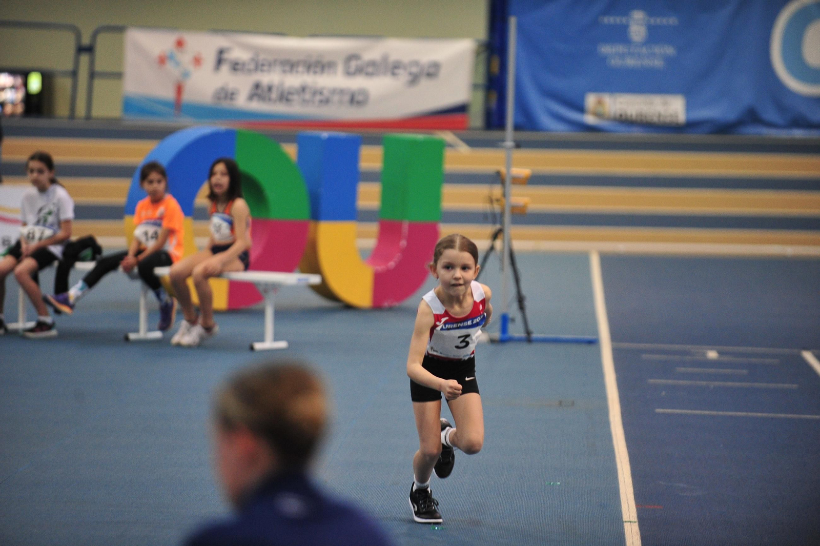Galería | La cantera del atletismo gallego brilla y disfruta en Expourense