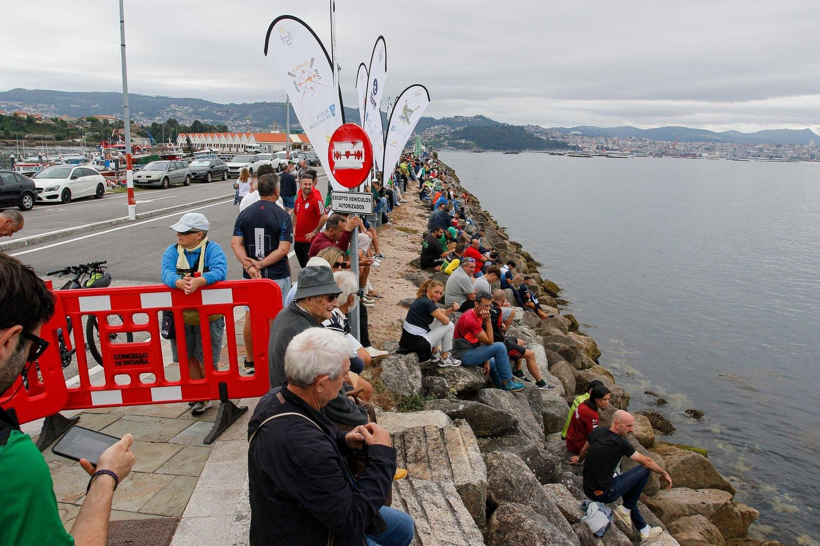 Bandera de Samertolameu de traineras.