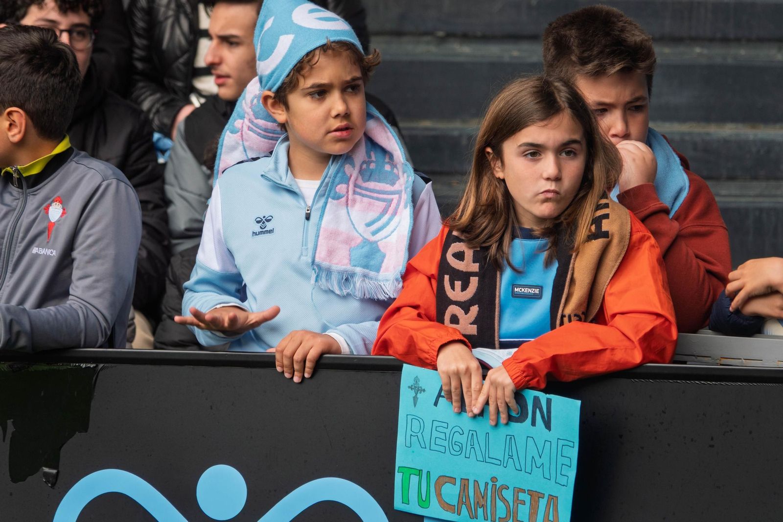 Galería | Entrenamiento multitudinario del Celta en Balaídos