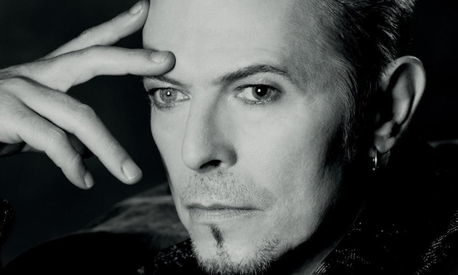 David Robert Jones (Londres, 8 de enero de 1947-Nueva York, 10 de enero de 2016).