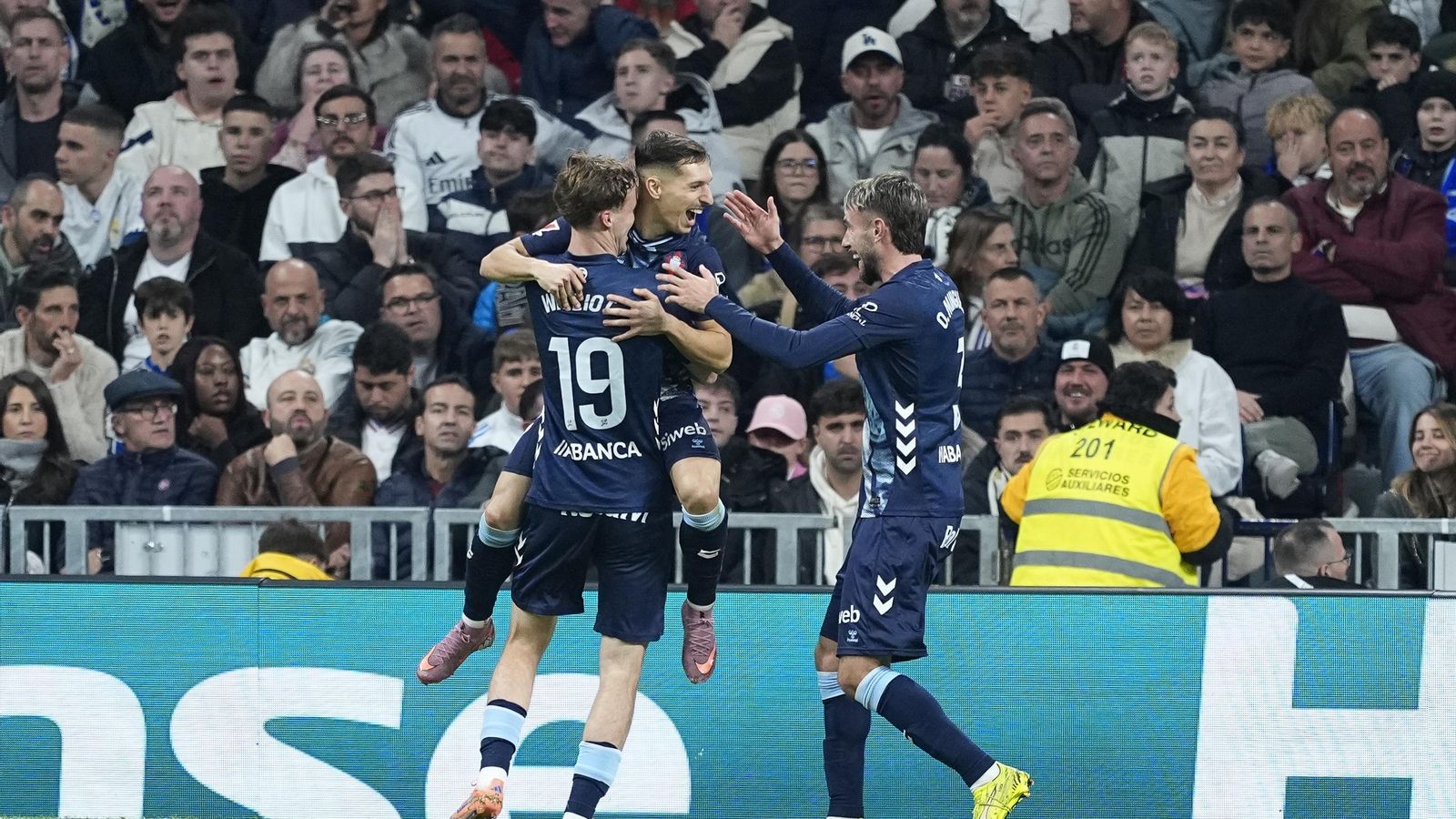 Galería | El Celta regresa al Santiago Bernabéu