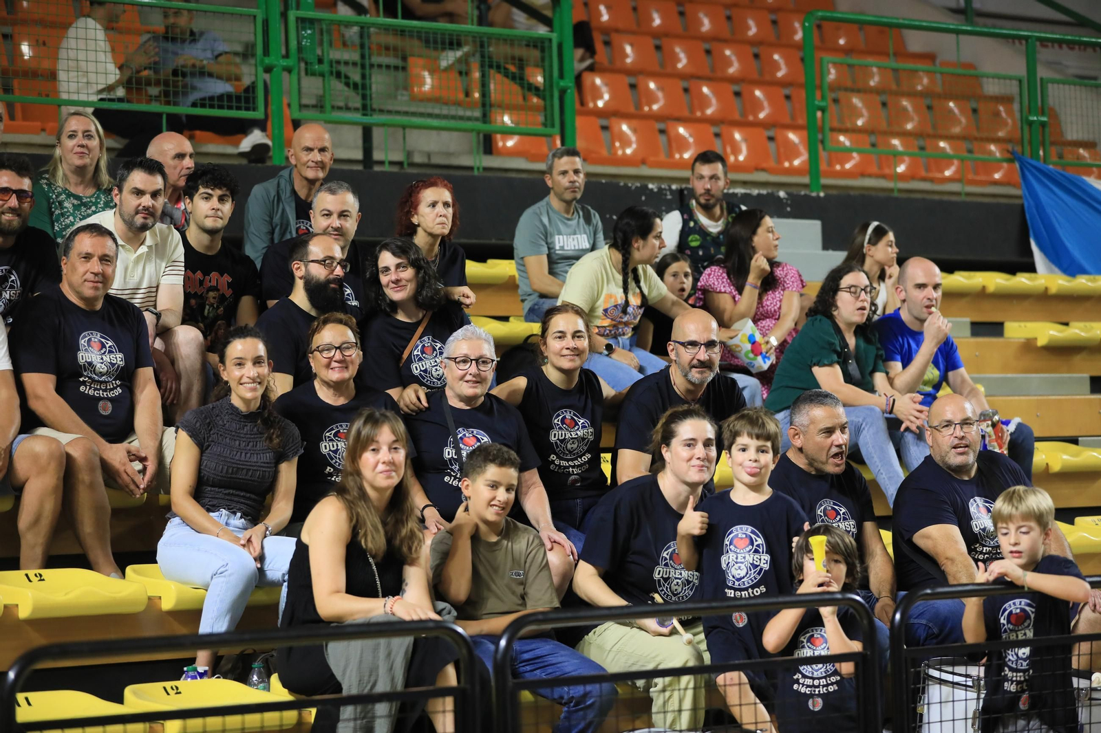 Galería | El Pazo disfruta y vibra con el estreno de la temporada del COB