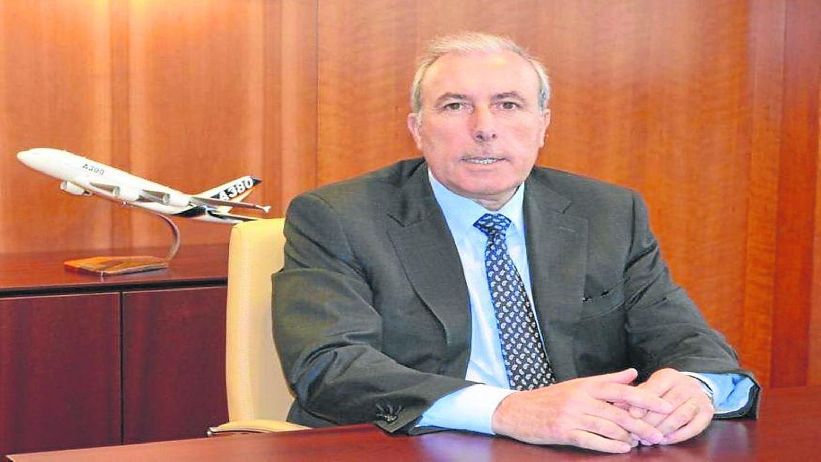 Francisco Puga preside el grupo vigués Delta.