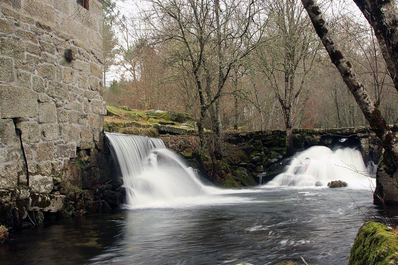 Fervenza y molino restaurado.