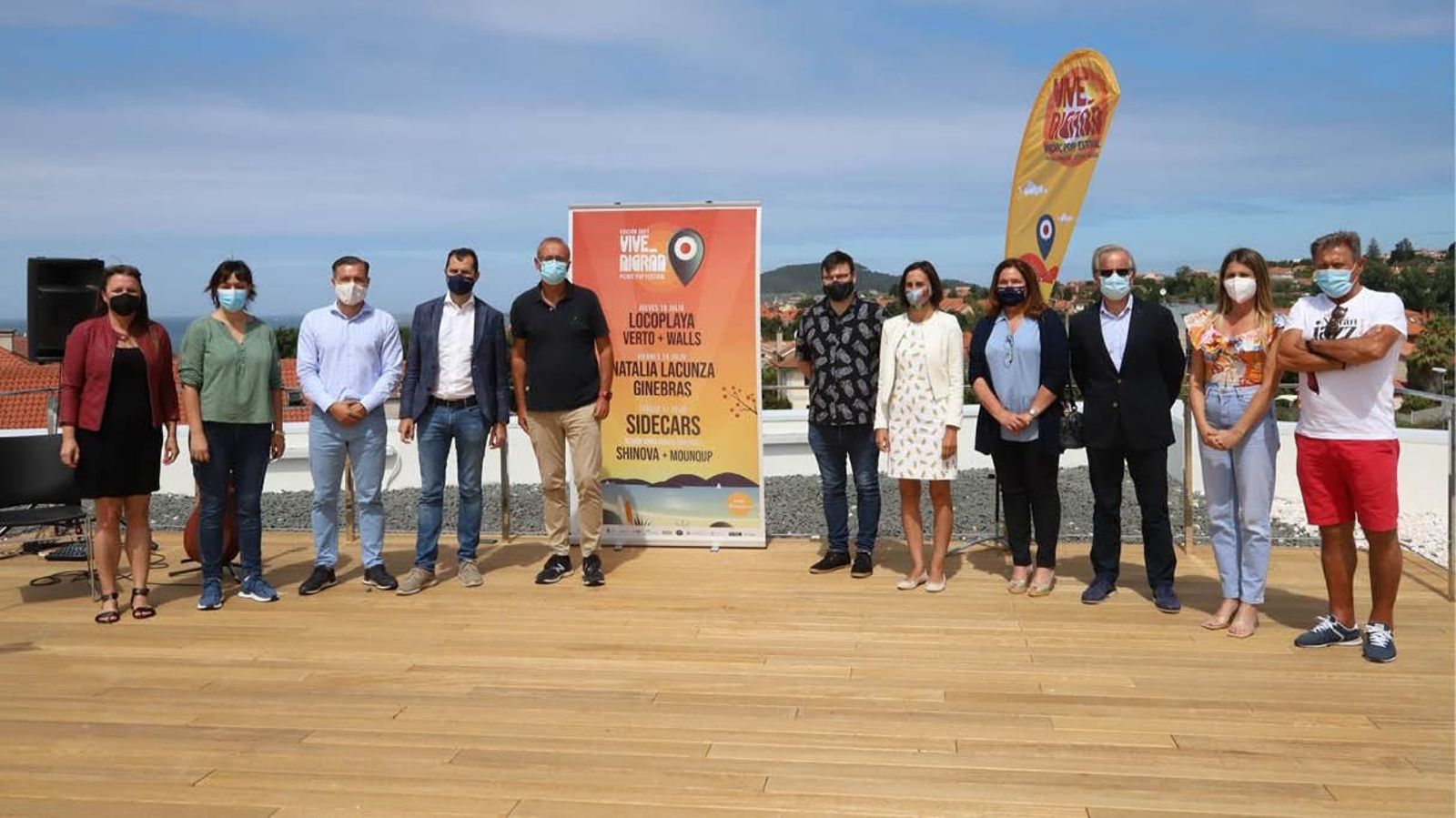 A la presentación acudieron, entre otros, Hugo Pérez, Mahou; Jacobo Sutil de Agadic, Juan González, el director Juan Rivas y la diputada Ana Laura Iglesias.