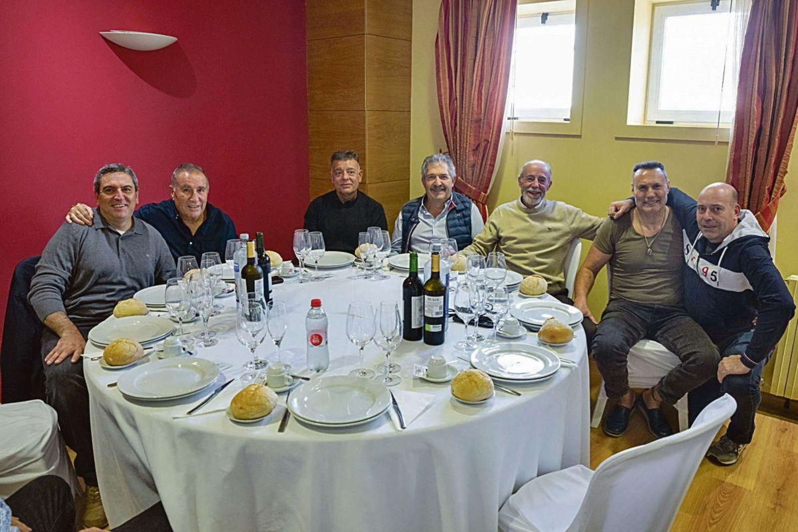 Toñito, Alfonso, Nieto, Manuel, Vicos, Rogelio y Rosendo.