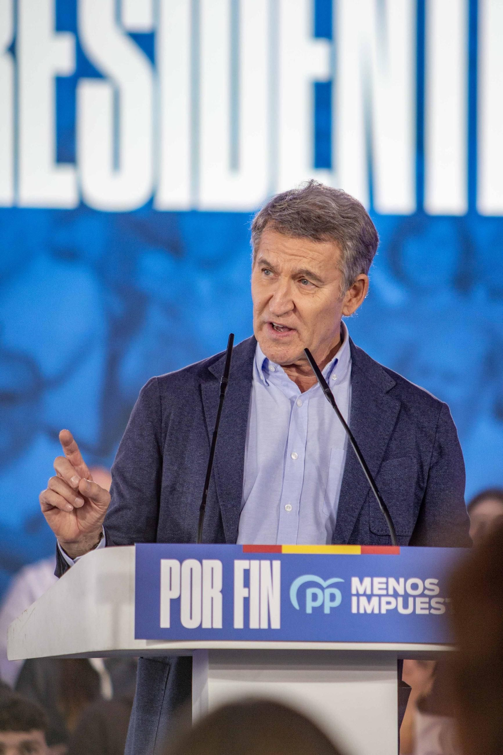 Galería | Feijóo hace parada en Vigo con la precampaña electoral del 29-N