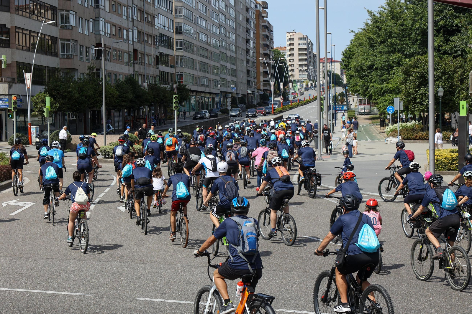 Galería | El ciclismo toma Vigo con la primera edición del Día de la Bici de Atlántico