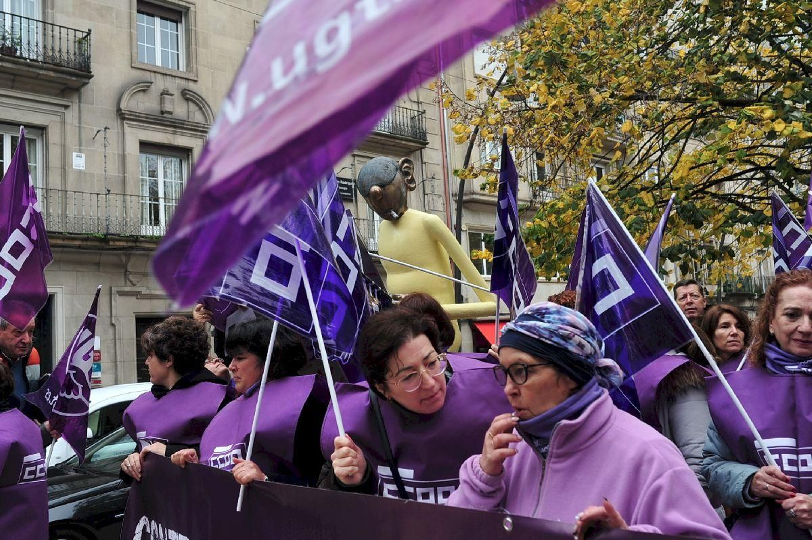 OURENSE 25/11/2022.- Concentración sindical 25-N, Parque de San Lázaro. José Paz