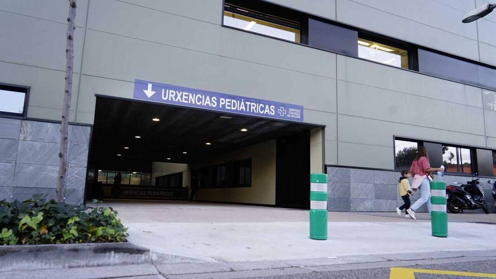 El centro de crisis está situado junto a las Urgencias del Cunqueiro.