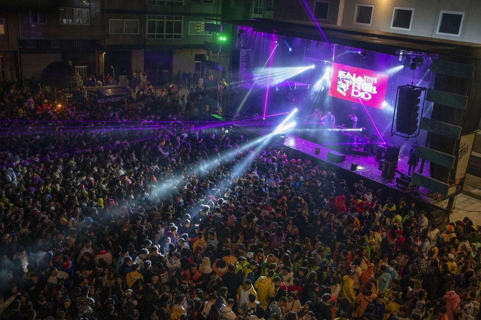 Petardazo en XInzo de Limia (Foto: Xesús Fariñas)