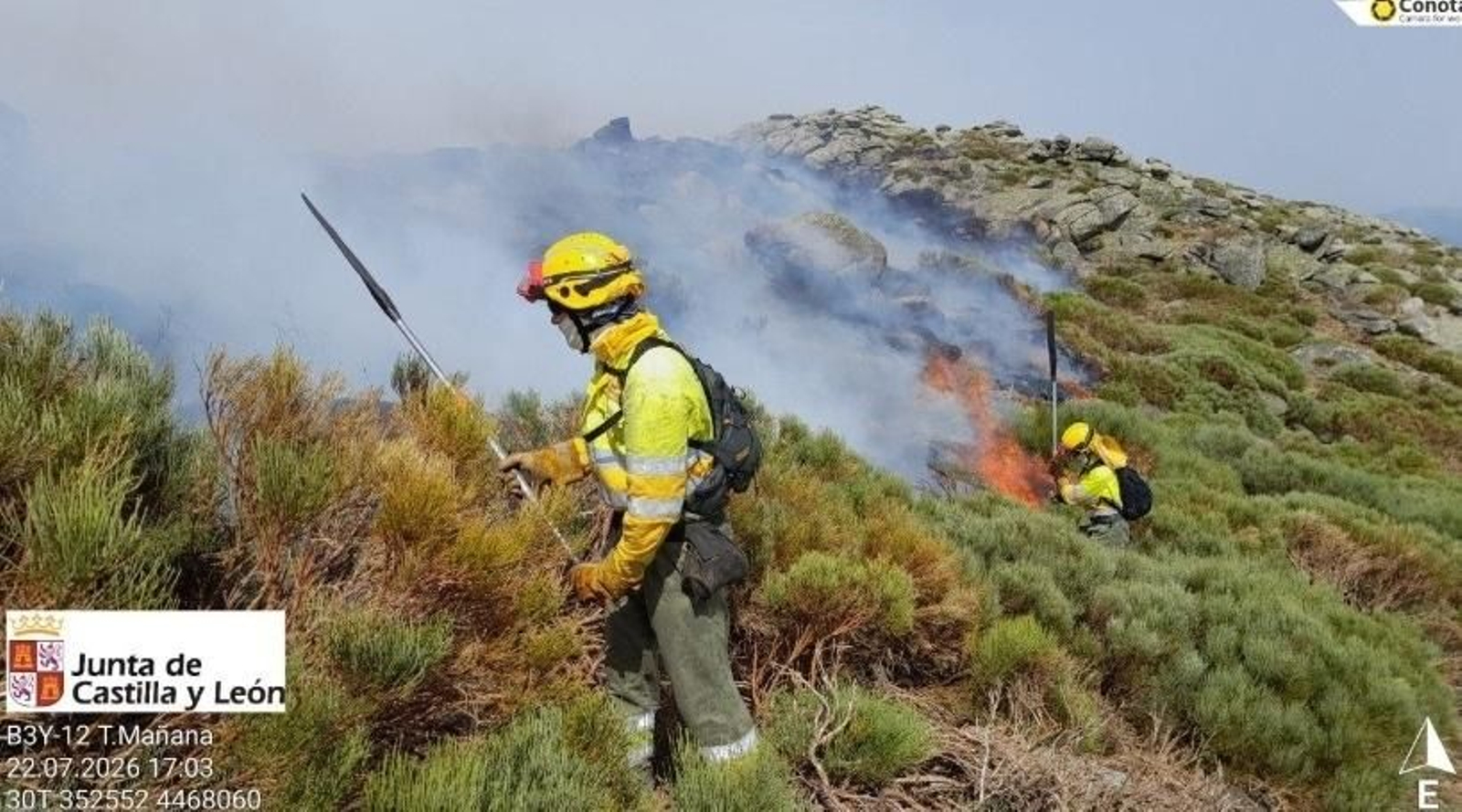 Madrid y Ávila rodeados de incendios forestales en emergencia de interés nacional, en fotos