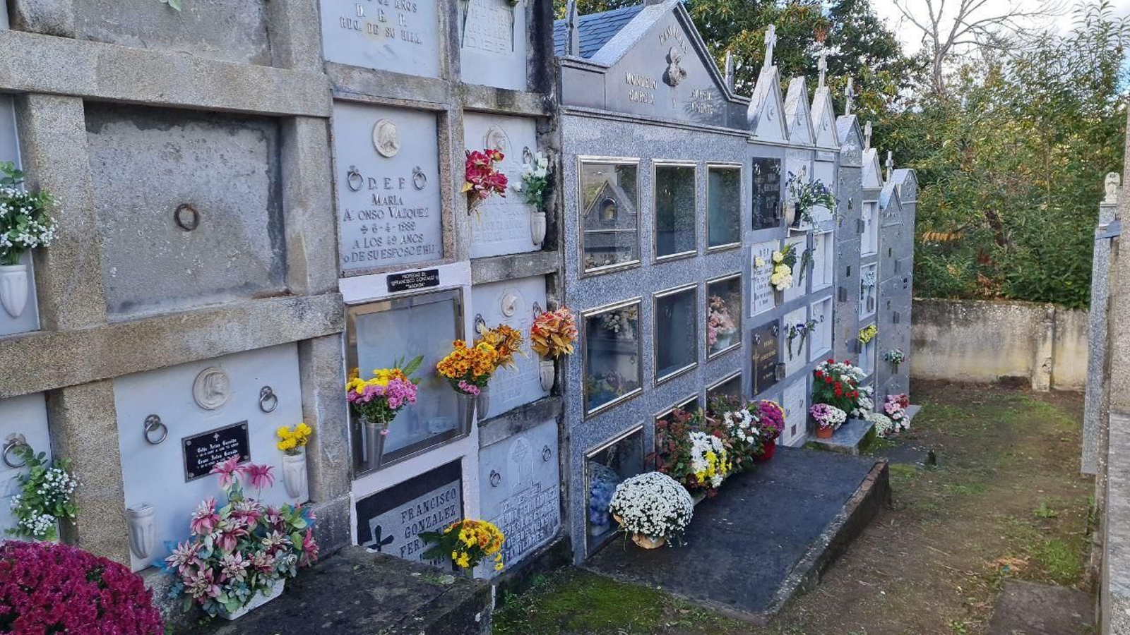 Cementerio de A Pobra de Trives. // R.M.