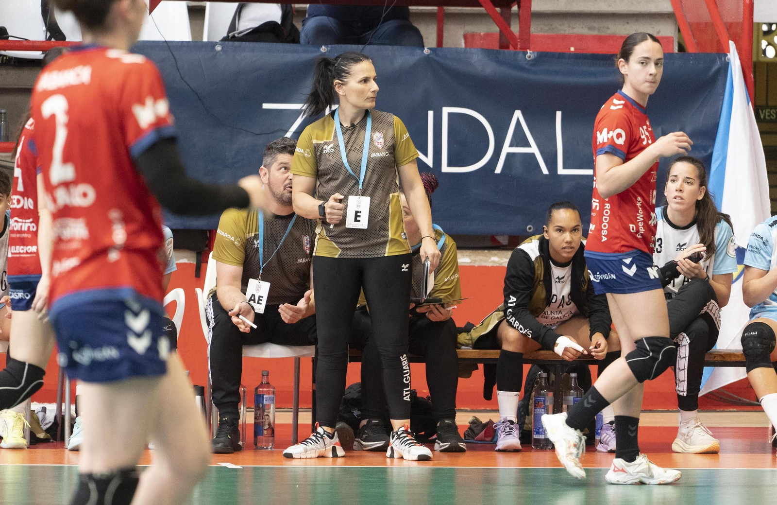 Galería | Porriño y Guardés se miden en el derbi femenino