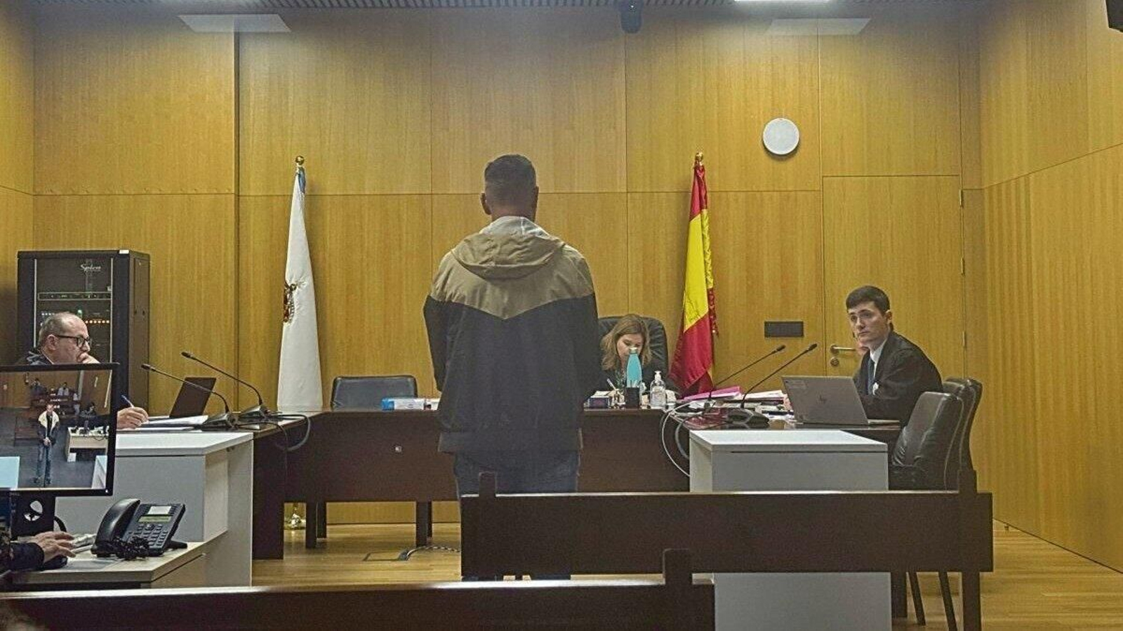 El acusado testificando durante el juicio que se celebró en el Penal 2 de Ourense.