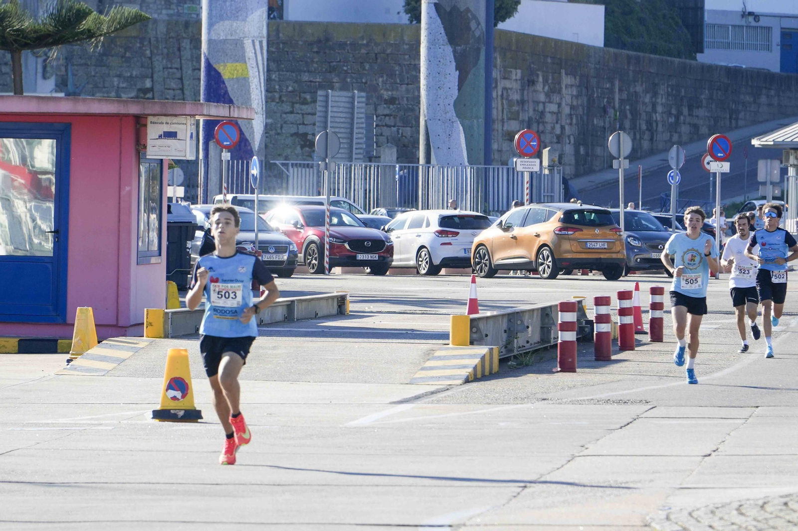 Galería | El puerto pesquero de Vigo acoge hasta cinco carreras organizadas por Carlos Adán