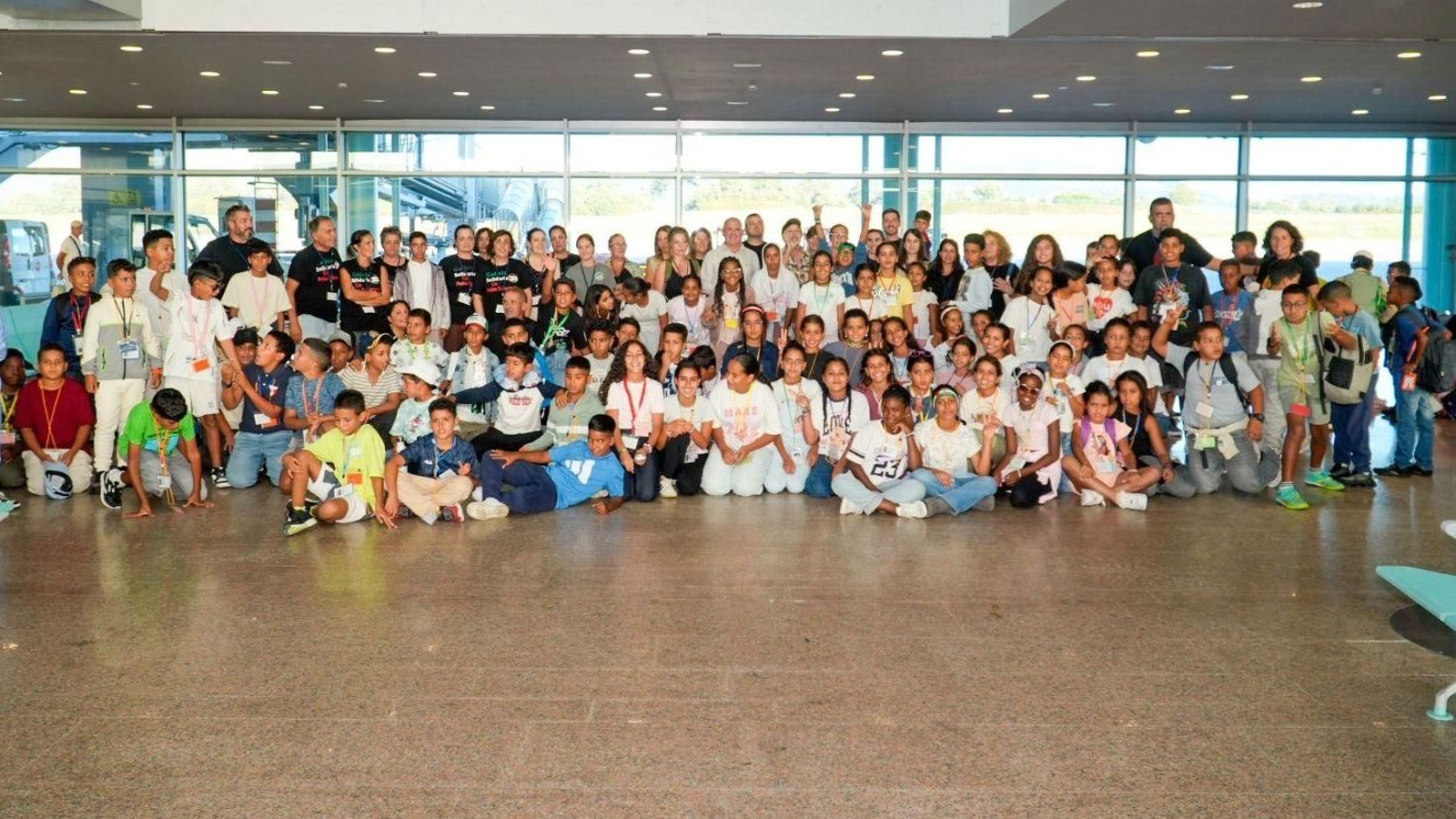 Los saharauis regresan a casa con un cargamento sanitario